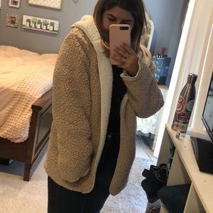 Fluffy oversized and reversible jacket